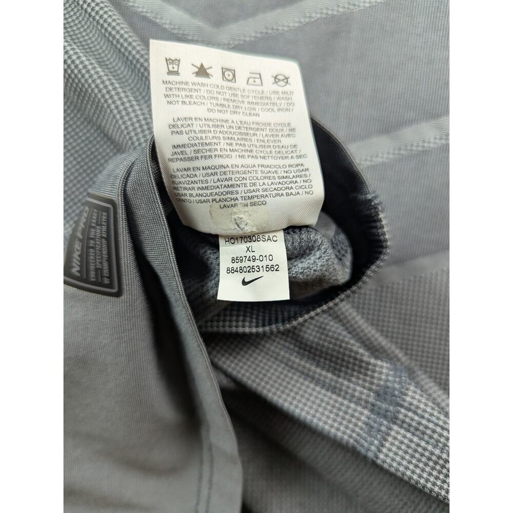 Nike Men's XL Pro Hyperwarm Fitted Long Sleeve Shirt Padded Chest Gray - Picture 9 of 9